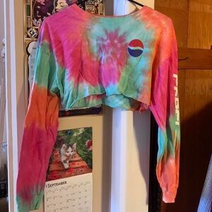 •Pepsi Cropped Long Sleeve
•Forever 21
•Small